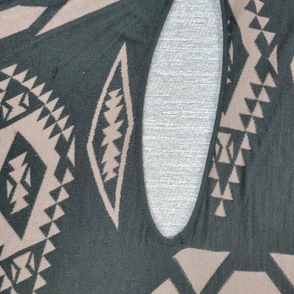 Urban Mangoz Duster Cardigan Womens Small Tan Gray Aztec Southwest Boho Sweater - Picture 13 of 14